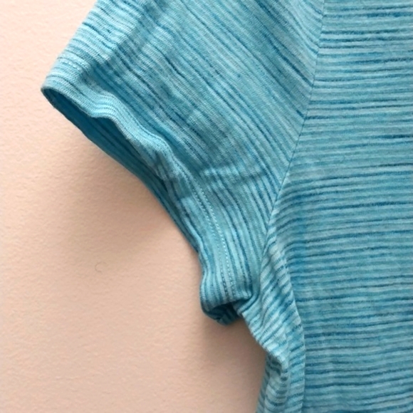 TALBOTS Shortsleeve Tshirt Top sz Large in  Cyan - Picture 5 of 8